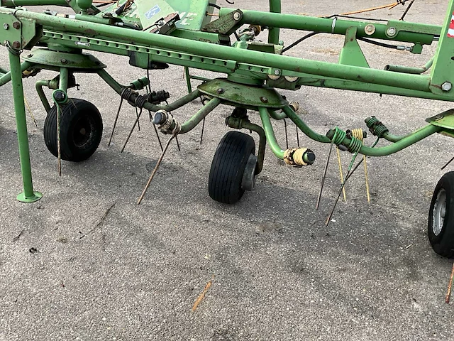 Krone kw 6.70/6 grasschudder - afbeelding 12 van  15