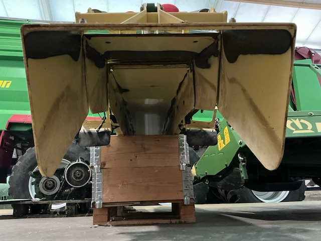 Krone verlengbuis voor maïshakselaar-uitwerper - afbeelding 14 van  14