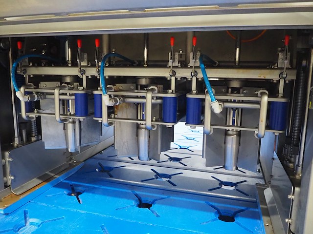 Kronen - afbeelding 16 van  18