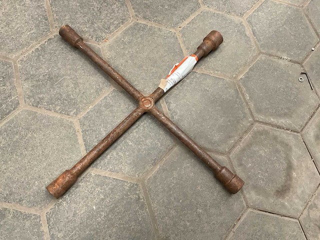 Kruissleutel - afbeelding 2 van  2