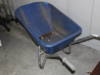 Kruiwagen blauw. margeproduct - afbeelding 1 van  2