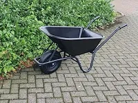 Kruiwagen kunststof zwarte bak 85 liter hq - afbeelding 1 van  4