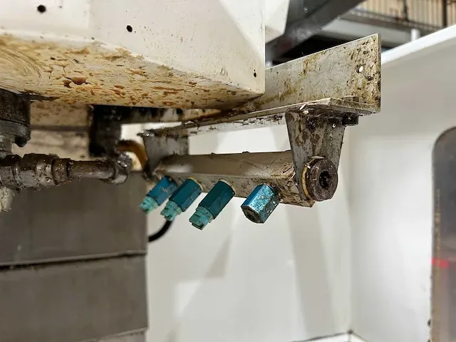 Kryle - vmc 500 b - cnc freesmachine - 1990 - afbeelding 5 van  17