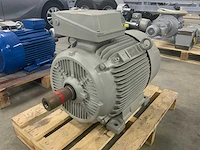 Ksb 30kw elektromotor - afbeelding 1 van  8