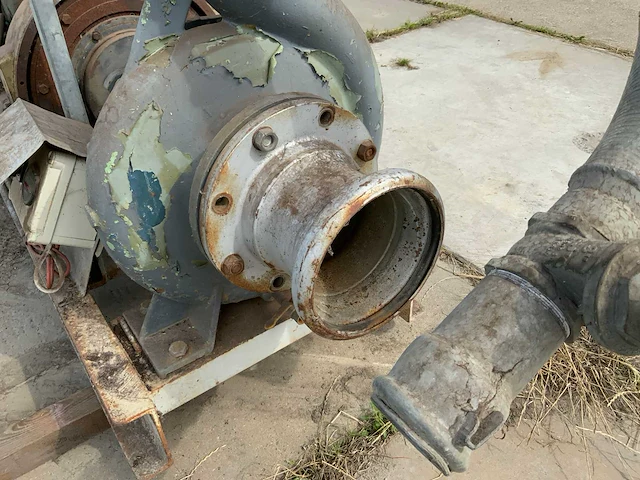 Ksb beregeningspomp met daf 825 dieselmotor - afbeelding 6 van  30