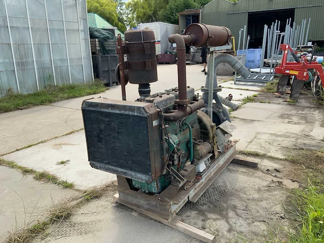 Ksb beregeningspomp met daf 825 dieselmotor - afbeelding 28 van  30