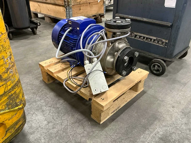 Ksb etachrom bl 032-200/552 centrifugaalpomp - afbeelding 1 van  9