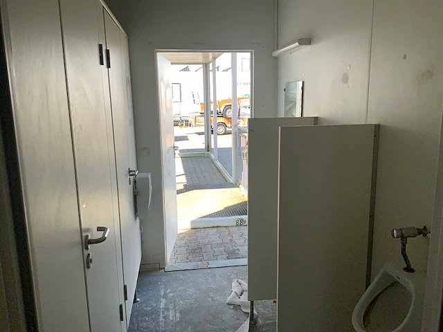 Ksb sanitairunit - afbeelding 12 van  13