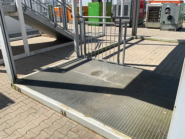 Ksb trappenhuis platform unit - afbeelding 4 van  5