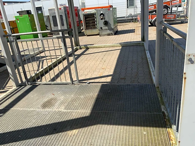 Ksb trappenhuis platform unit - afbeelding 5 van  5
