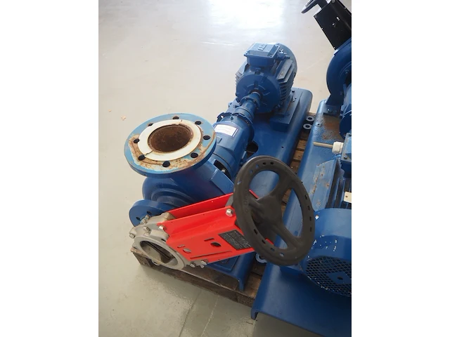 Ksb - afbeelding 4 van  8