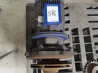 Ksb - afbeelding 3 van  4