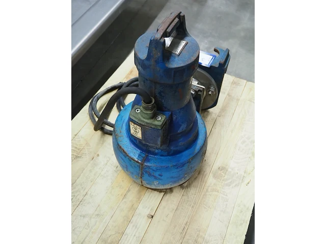 Ksb - afbeelding 3 van  6