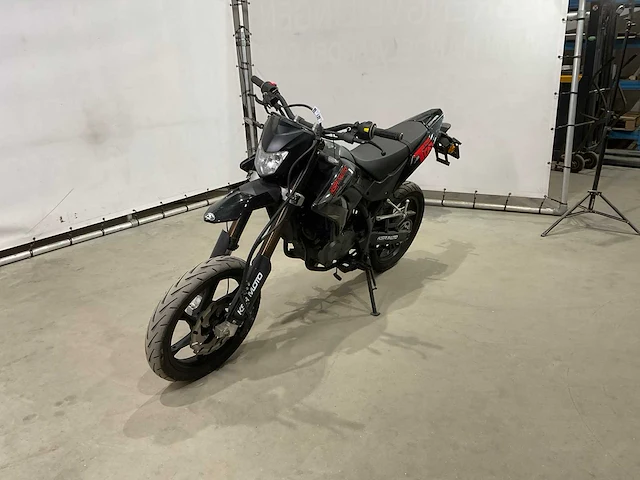 Ksr moto t125 motor - afbeelding 1 van  16