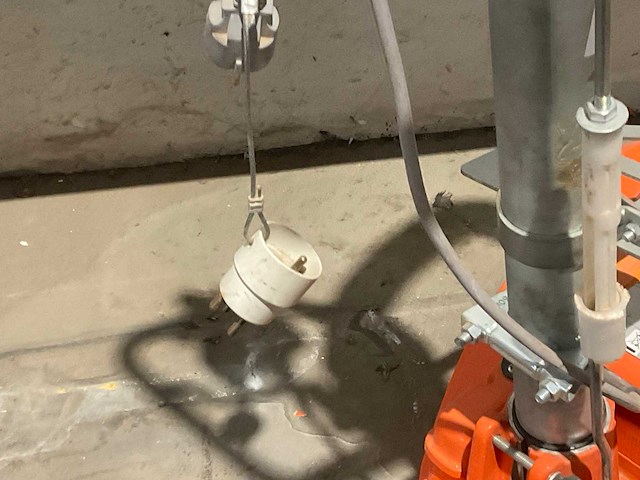 Kt kunzle & tasin scorpion parketschuurmachine - afbeelding 9 van  10