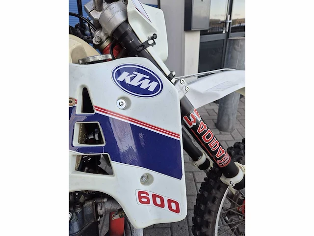 Ktm - gs 600 lc 4 enduro - motorfiets - afbeelding 7 van  22