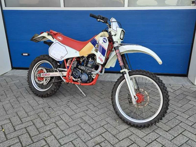 Ktm - gs 600 lc 4 enduro - motorfiets - afbeelding 1 van  22