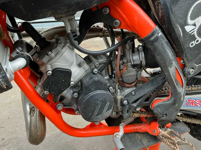 Ktm crossmotor 85cc - afbeelding 10 van  21