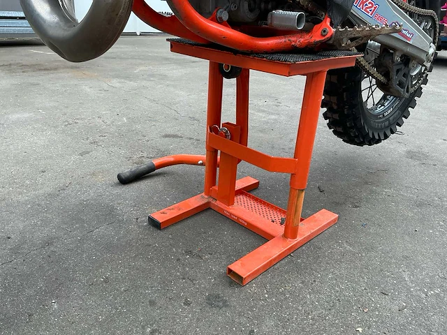Ktm crossmotor 85cc - afbeelding 14 van  21