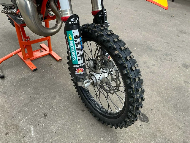 Ktm crossmotor 85cc - afbeelding 21 van  21