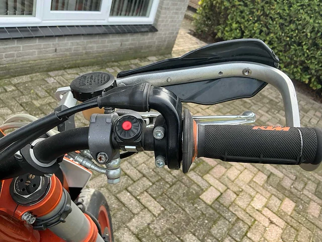 Ktm sm450 motorfiets - afbeelding 17 van  27
