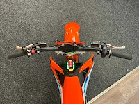 Ktm sx-e 3 mini-crosser - afbeelding 10 van  11