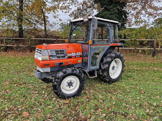 Kubota - gl-27 - utility tractor - stuurbekrachtiging - cabine - afbeelding 11 van  18
