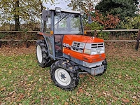 Kubota - gl-27 - utility tractor - stuurbekrachtiging - cabine - afbeelding 16 van  18