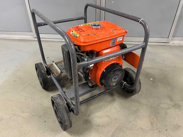 Kubota ac4200e benzine generator - afbeelding 1 van  5