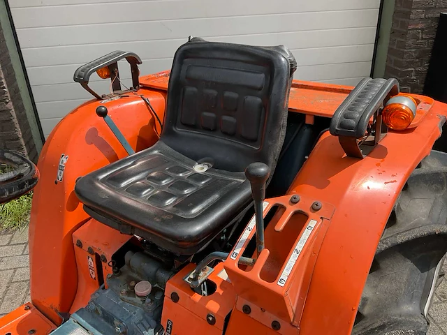 Kubota b1702 minitractor - afbeelding 2 van  20