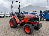 Kubota b2100 smalspoortractor - afbeelding 9 van  16