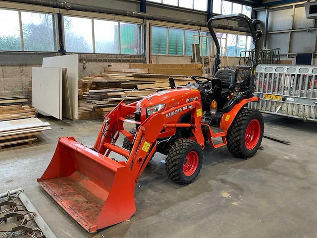 Kubota b2231 minitractor - afbeelding 2 van  20