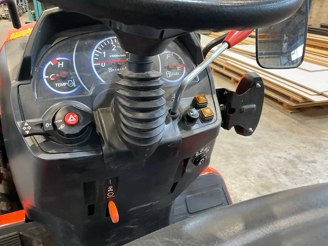Kubota b2231 minitractor - afbeelding 6 van  20