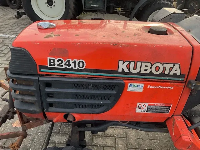 Kubota b2410 hst minitractor - afbeelding 13 van  29