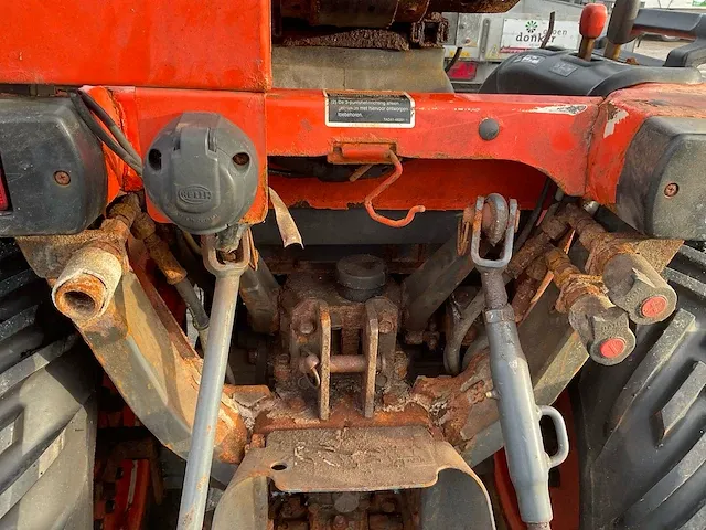 Kubota b2410 hst minitractor - afbeelding 29 van  29