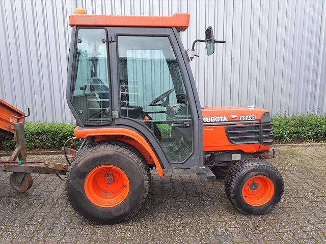 Kubota b4 minitractor met nimos aanhanger - afbeelding 14 van  17