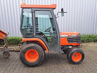 Kubota b4 minitractor met nimos aanhanger - afbeelding 14 van  17