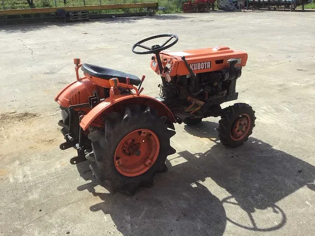 Kubota b5000 minitractor - afbeelding 5 van  24