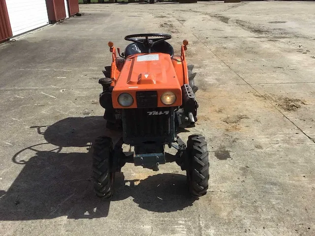 Kubota b5000 minitractor - afbeelding 8 van  24