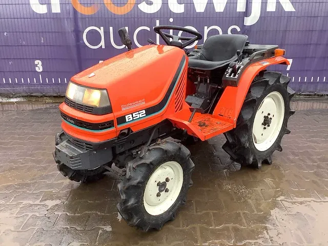 Kubota b52 mini tractor/trekker - afbeelding 1 van  13