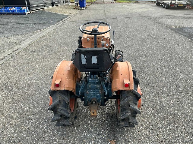 Kubota b6000 4wd minitractor - afbeelding 15 van  20