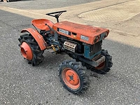 Kubota b6000 4wd minitractor - afbeelding 17 van  19