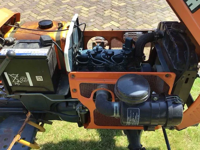 Kubota b6001 minitractor - afbeelding 9 van  18