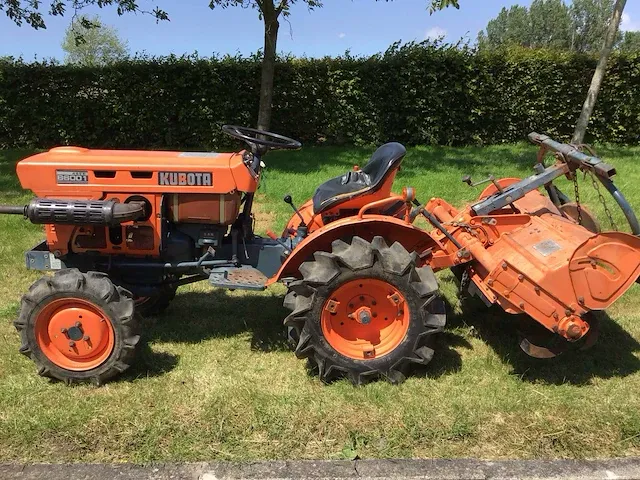 Kubota b6001 minitractor - afbeelding 11 van  18