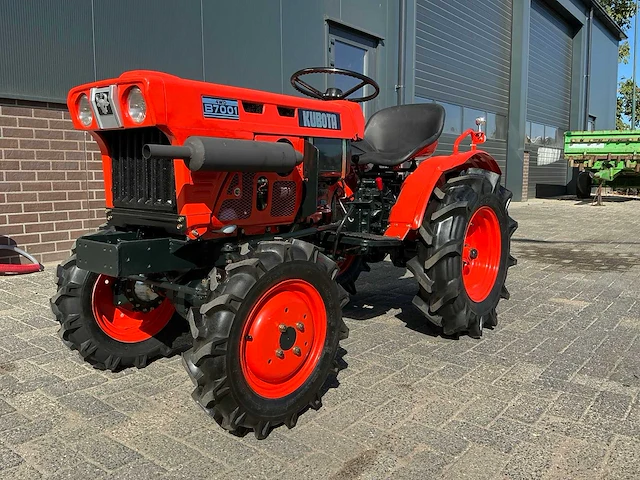Kubota b7001 minitractor - afbeelding 12 van  24