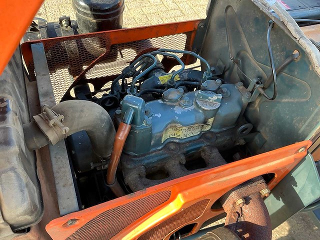 Kubota b7001e minitractor - afbeelding 3 van  12