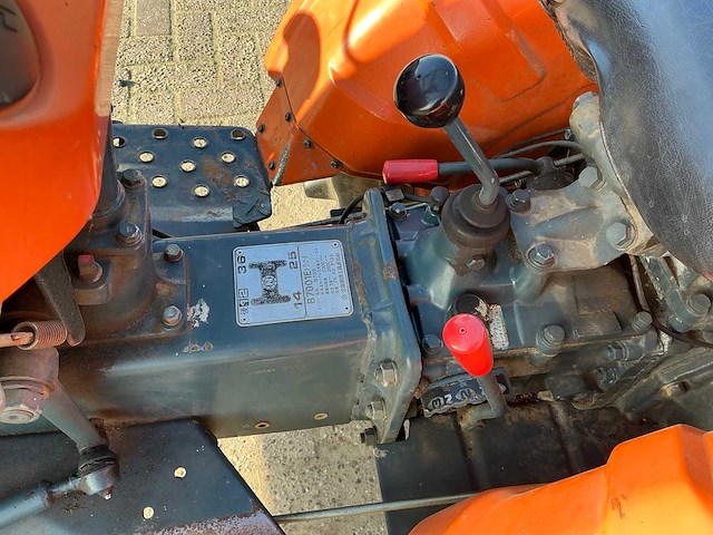 Kubota b7001e minitractor - afbeelding 12 van  12