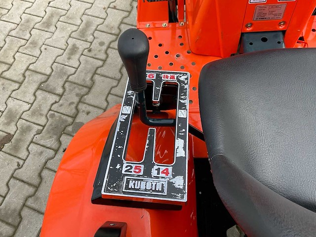 Kubota bulltra b1-14dt minitractor - afbeelding 5 van  23