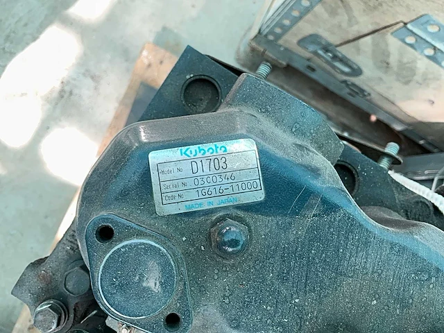 Kubota d1703 - bobcat onderdelen - afbeelding 14 van  23