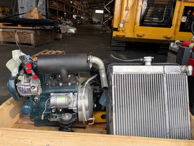 Kubota d902-e3b motor met hydrauliek assemblage (2x) - afbeelding 1 van  10